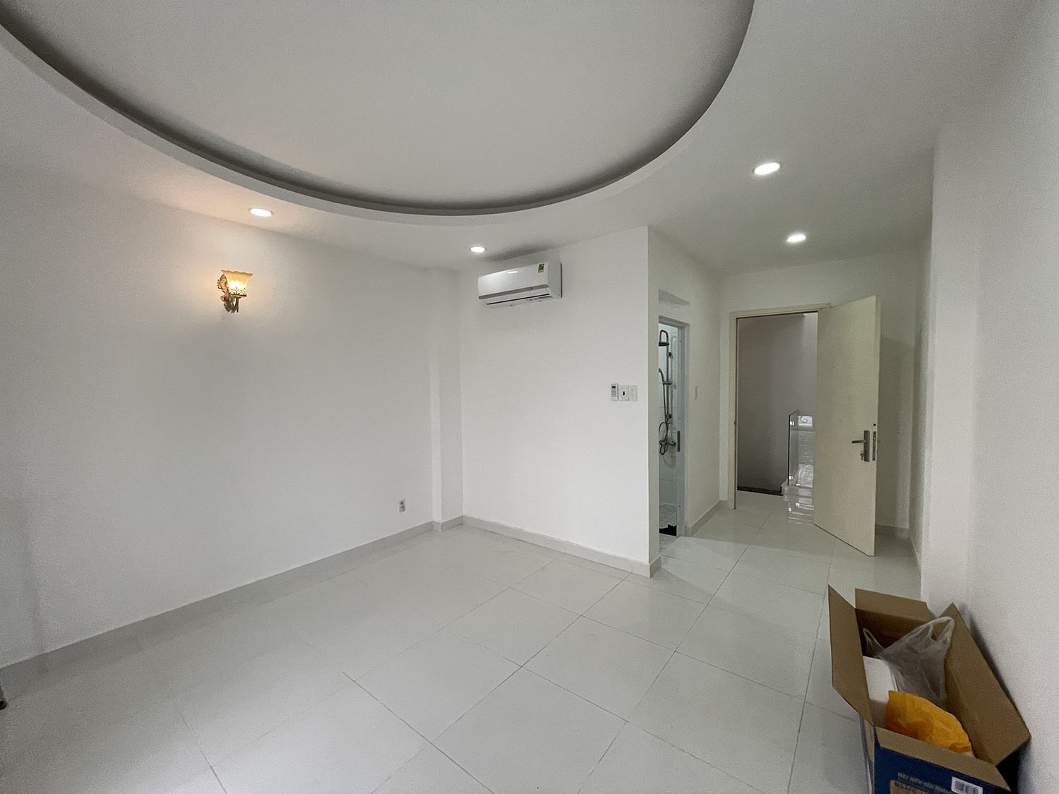 Chính chủ cho thuê nhà 3 lầu thiết kế cổ điển hẻm ôtô 7 chỗ 482/69K Lê Quang Định